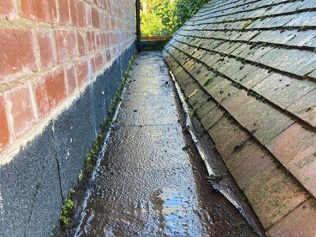 gutter-cleaning-kireth-ai