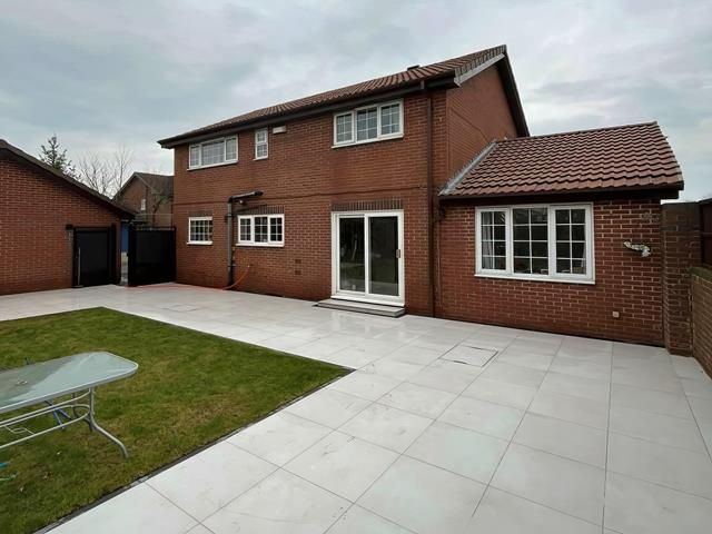 Patio Cleaners in Burton Upon Trent