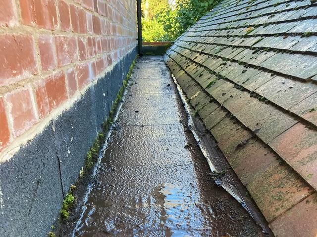 Gutter Cleaners in Burton Upon Trent